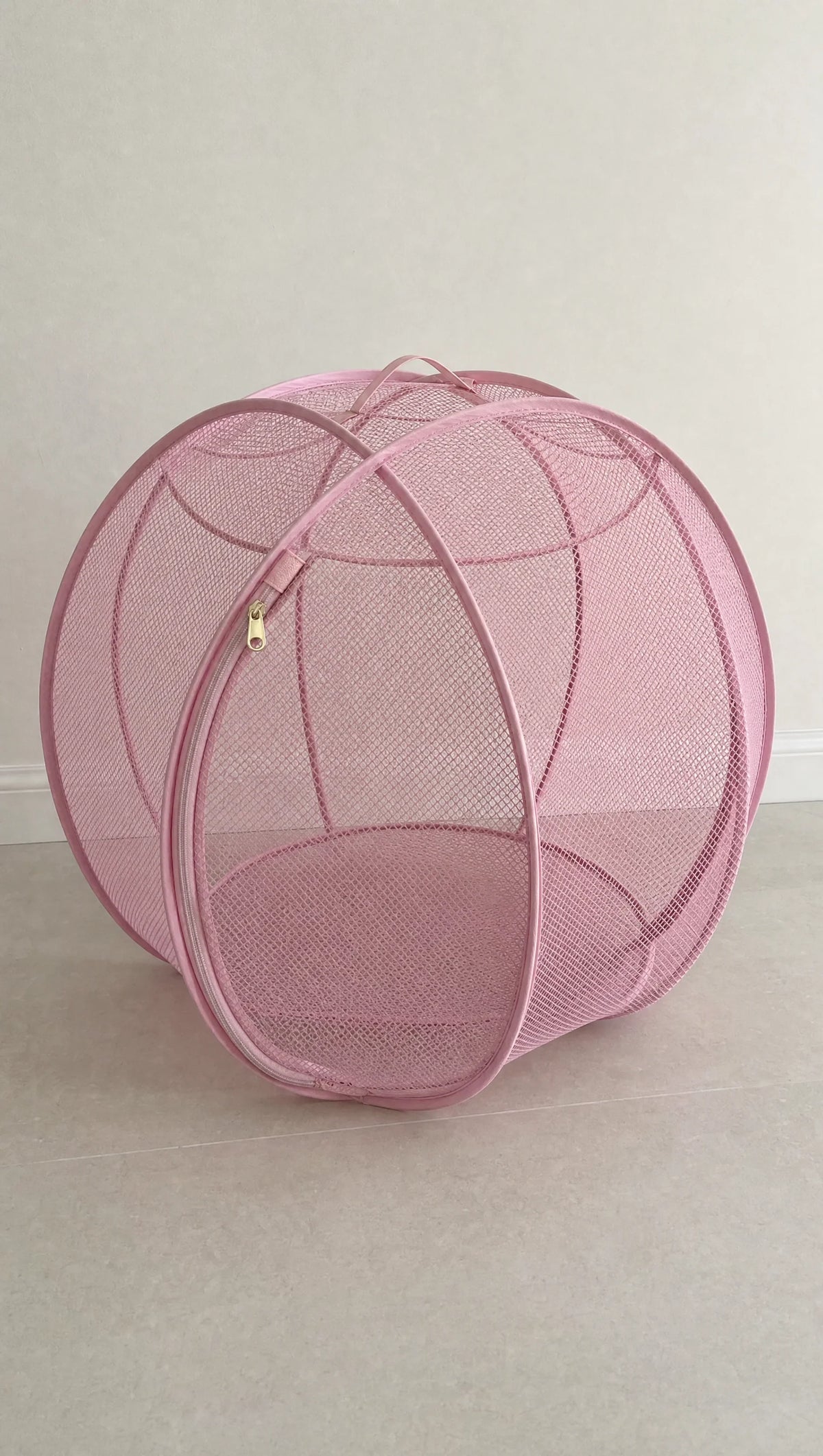 PurrDome Pop-Up Cat Play Pod BLACK COLOR